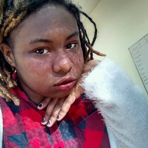 Meet your Posher, Hanju